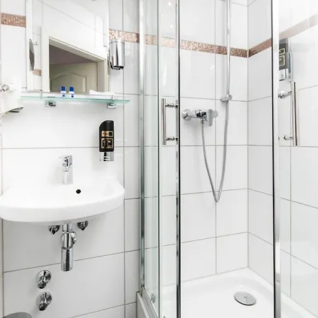 凯撒霍夫城市酒店 4* 奥芬巴赫