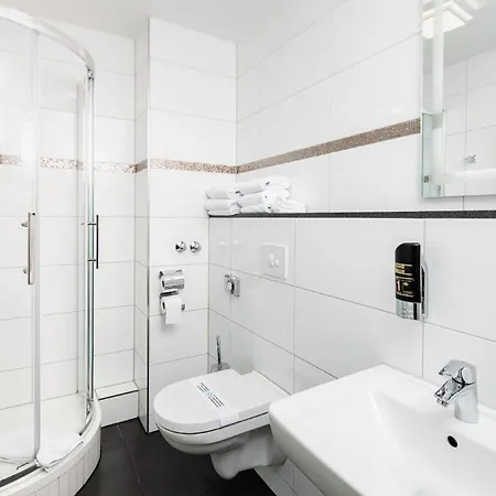 凯撒霍夫城市酒店 酒店