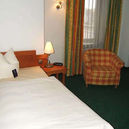 凯撒霍夫城市酒店 酒店