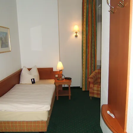 酒店 凯撒霍夫城市酒店 4*