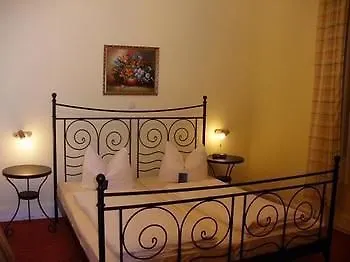Kaiserhof Hotel 4*